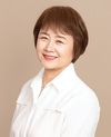 Profile photo of a State Farm Agent named: Debbie Yang