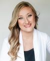 Profile photo of a State Farm Agent named: Julie McBee