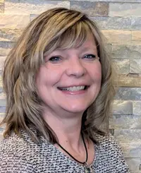 photo of Cathy Nemesfalvi