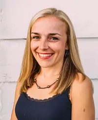 photo of Jennifer Carstairs