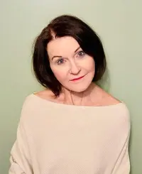 photo of Julie Roberts