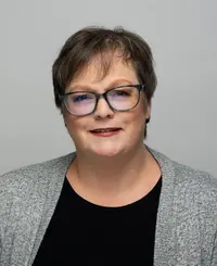 photo of Lisa Mitchell