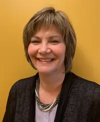 photo of Cynthia McLaughlin