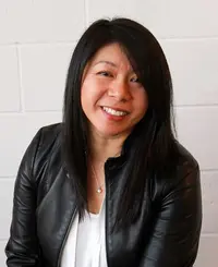 photo of Jennifer Young