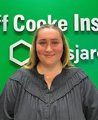 photo of Leah Hampson