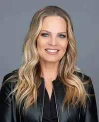 photo of Candace Bauer