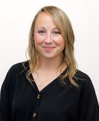 photo of Laurie Reeves