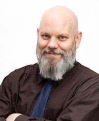 photo of Gregory McKenzie