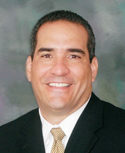 Profile photo of a State Farm Agent named: Fernando R. Ruiz