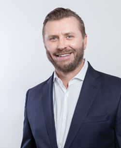 Profile photo of a State Farm Agent named: Luke Ganzar