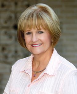 Profile photo of a State Farm Agent named: Linda Tuck