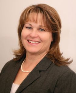 Profile photo of a State Farm Agent named: Colleen Henkelman