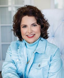 Profile photo of a State Farm Agent named: Robyn Lea