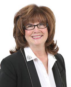 Profile photo of a State Farm Agent named: Georgann Hoffman