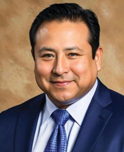 Profile photo of a State Farm Agent named: Roberto Montero