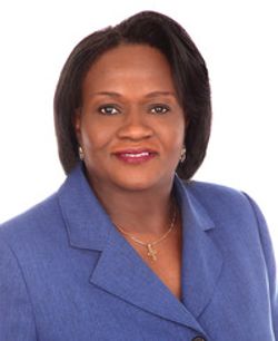 Profile photo of a State Farm Agent named: Helen Onwuzulike