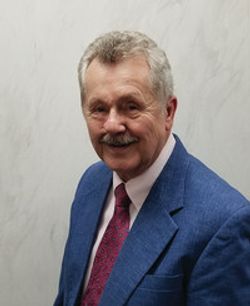 Profile photo of a State Farm Agent named: Dennis Blackwell