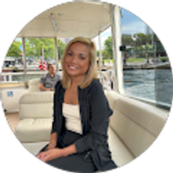 Profile photo of Linh Nguyen