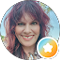 Profile photo of Robyn Parker