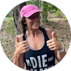 Profile photo of Robyn Castle