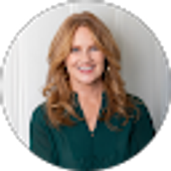 Profile photo of Laurie Mock Lucas