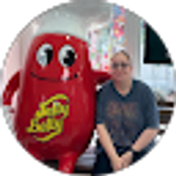 Profile photo of Nicole Peter's