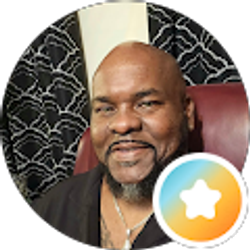 Profile photo of Gabriel Gee