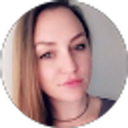 Profile photo of Lindsey Hilton