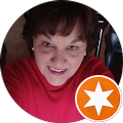 Profile photo of Wendy Geuder