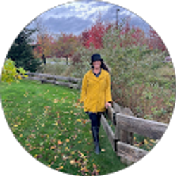 Profile photo of Julie LaVergne