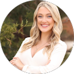 Profile photo of ashley esposito