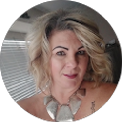 Profile photo of Mindee Smith