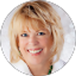 Profile photo of DEBI BEARD