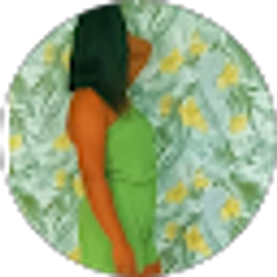 Profile photo of stephanie gadad