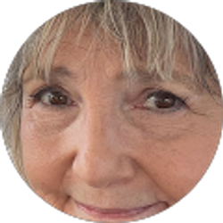 Profile photo of Carolyn chiantella