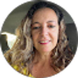 Profile photo of Helen Kennedy