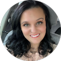 Profile photo of Amber Kasinger