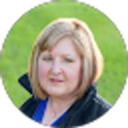 Profile photo of Lori Bellechasses
