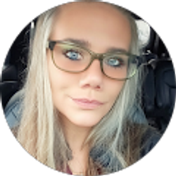 Profile photo of Ashley Smith