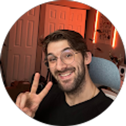 Profile photo of Alex Holbert