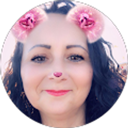 Profile photo of Julie Medina