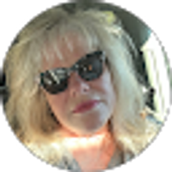 Profile photo of Yvonne Curran