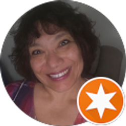 Profile photo of Stephanie Currie