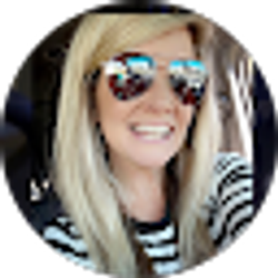 Profile photo of Lindsay Pitts