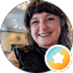 Profile photo of Kaitlyn Adams