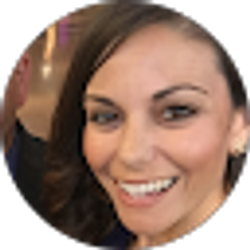 Profile photo of Liz Carvalho
