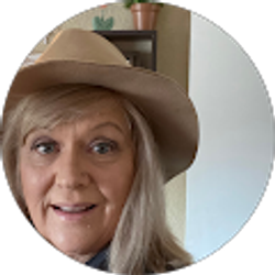 Profile photo of Robin