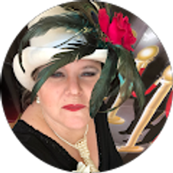 Profile photo of Lisa Dembrosky
