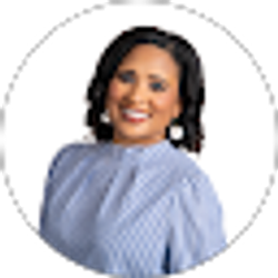 Profile photo of Miranda Simon