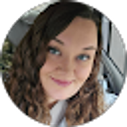 Profile photo of Stephanie House